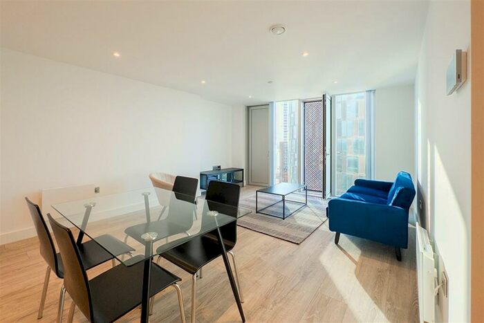 1 Bedroom Apartment To Rent In The Blade, M15