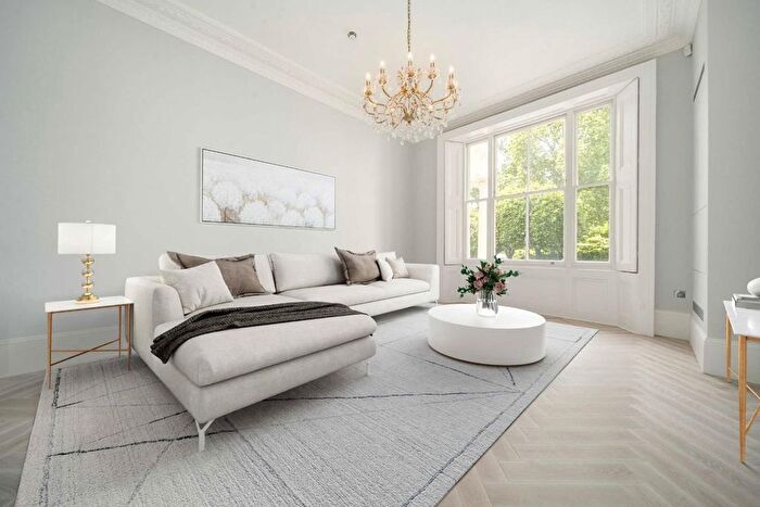 3 Bedroom Flat To Rent In Leinster Square, London, W2