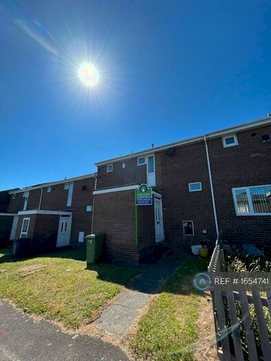 2 Bedroom Terraced House To Rent In Houghtonside, Houghton Le Spring, DH4