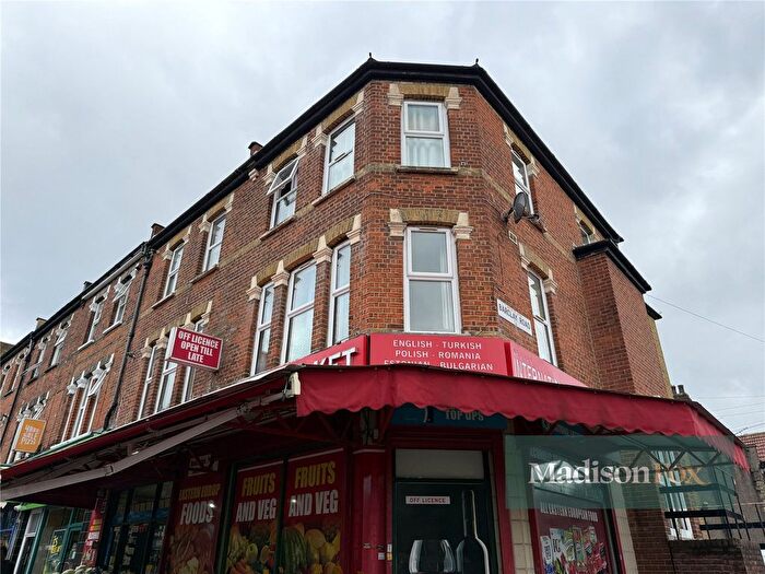 2 Bedroom Flat To Rent In High Road Leytonstone, London, E11