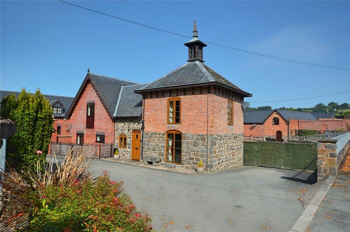 2 Bedroom Garage / Parking For Sale In The Apple House, Llanidloes Road, Newtown, Powys, SY16