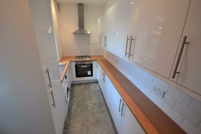 3 Bedroom House To Rent In Jarrom Street, Leicester, LE2