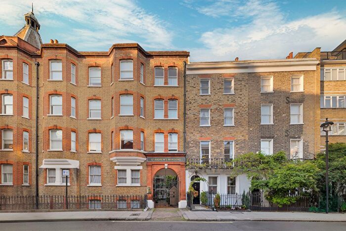 2 Bedroom Flat For Sale In Dorset Street, London, W1U