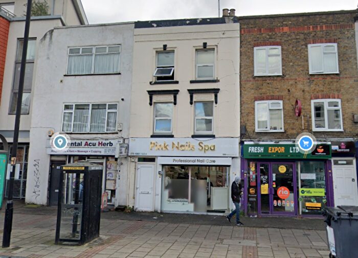 3 Bedroom Flat To Rent In Barking Road, London, E13