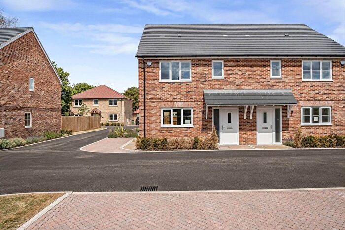 3 Bedroom Semi Detached House For Sale In Bannold Road, Waterbeach, Cambridge, CB25