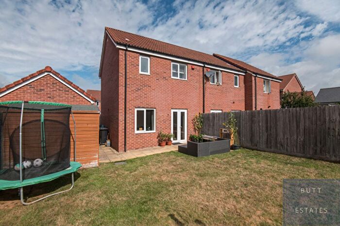 2 Bedroom End Of Terrace House For Sale In Copseclose Lane, Exeter, EX5
