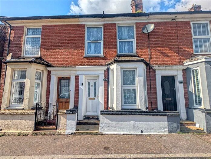 2 Bedroom Terraced House For Sale In New Street, Brightlingsea, CO7