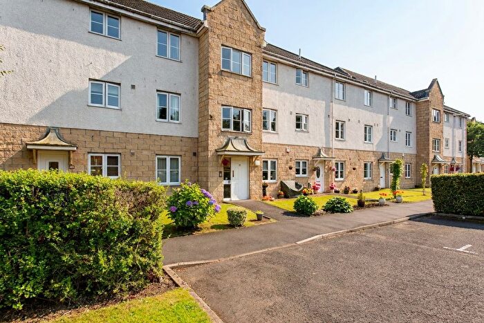 2 Bedroom Flat For Sale In / John Neilson Avenue, Paisley, PA1