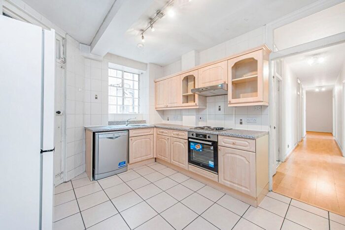 3 Bedroom Flat To Rent In Crawford Street, London, W1H