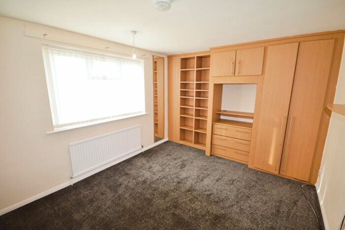2 Bedroom Bungalow To Rent In Fowler Street, Old Whittington, Chesterfield, Derbyshire, S41