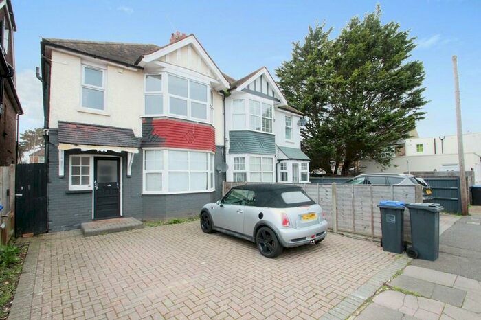 1 Bedroom Flat To Rent In Valencia Road, Worthing, BN11