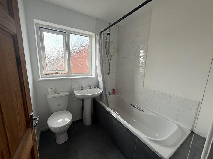 3 Bedroom Terraced House To Rent In Brindley Road, Liverpool, L32