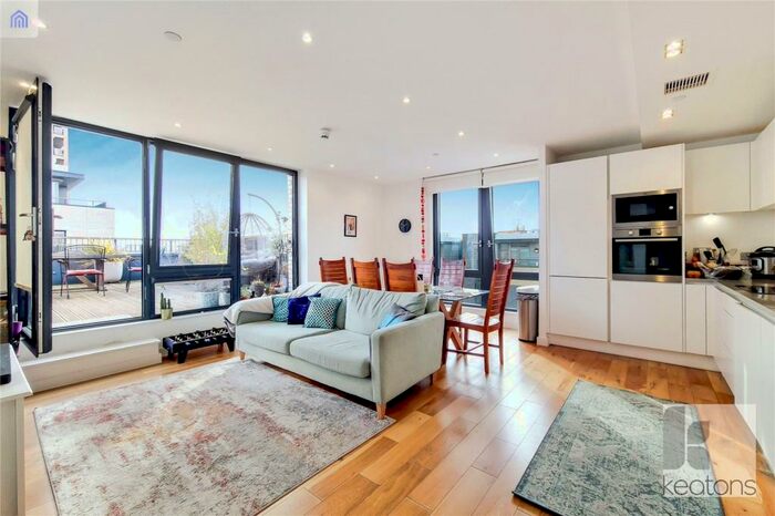 2 Bedroom Flat To Rent In Regalia Point, Palmers Road, London, E2