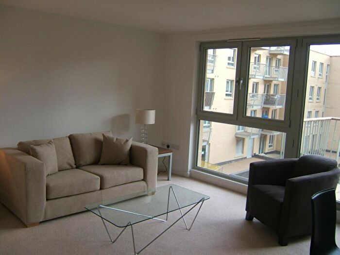 2 Bedroom Apartment To Rent In Vision Development - Energy Rating B, N7