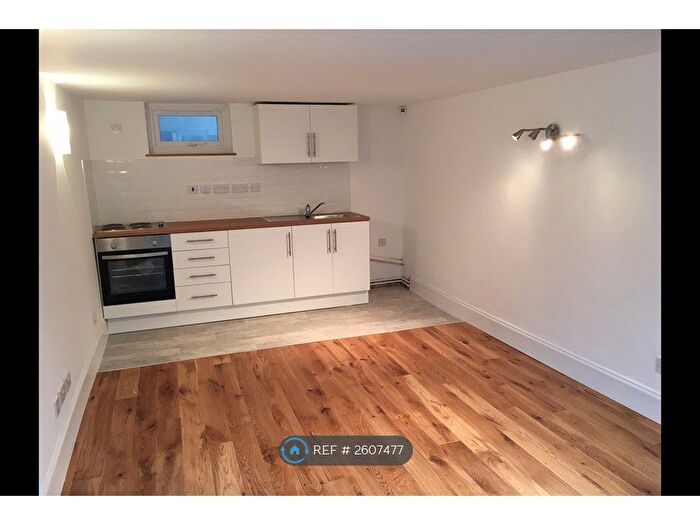 1 Bedroom Flat To Rent In Victoria Walk, Bristol, BS6