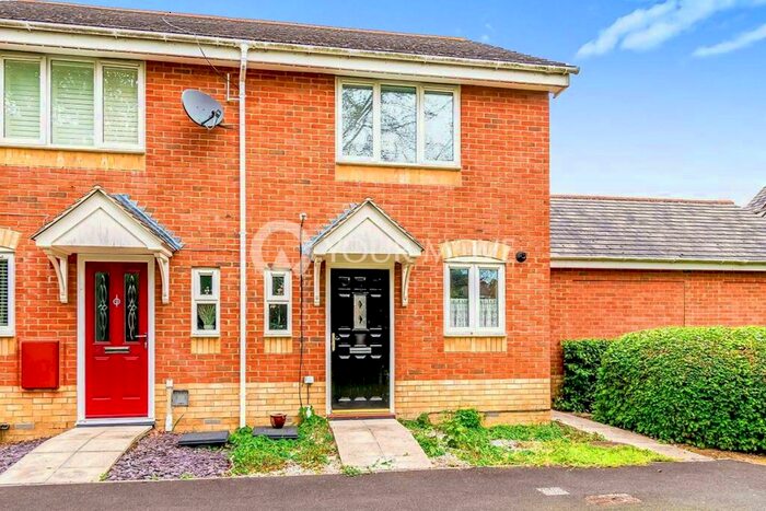 2 Bedroom Semi-Detached House To Rent In Oak Coppice Road, Whiteley, Fareham, Hampshire, PO15