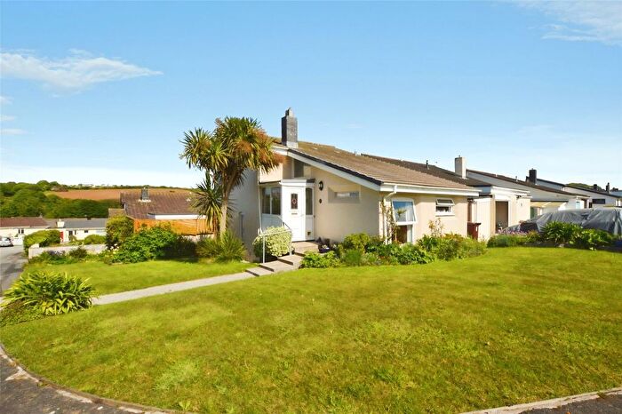 2 Bedroom Detached House For Sale In Mellanear Close, Hayle, Cornwall, TR27