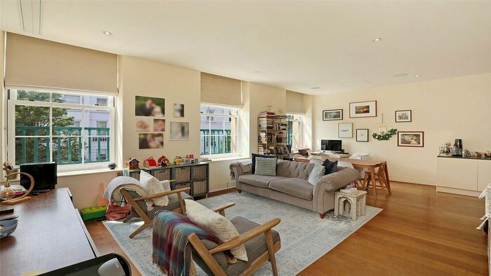 3 Bedroom Flat To Rent In Chepstow Place, Notting Hill, W2