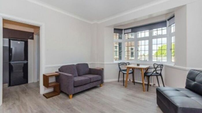 1 Bedroom Flat To Rent In Judd Street, Bloomsbury, London, WC1H