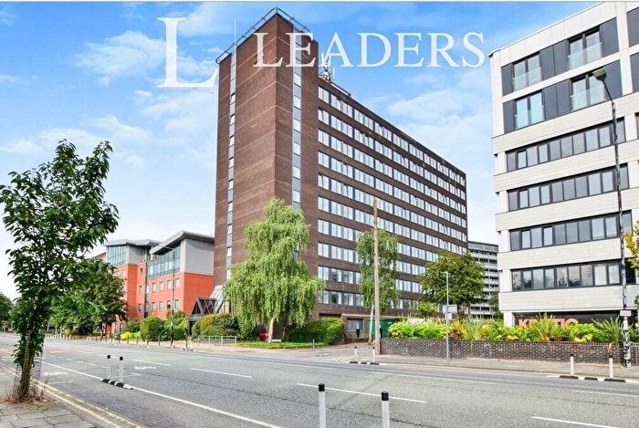 2 Bedroom Flat To Rent In Alexander House, Talbot Road, Old Trafford, M16