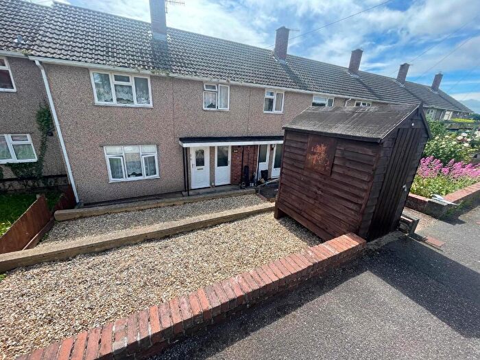 3 Bedroom Terraced House To Rent In Redhills Close, Exeter, Devon, EX4