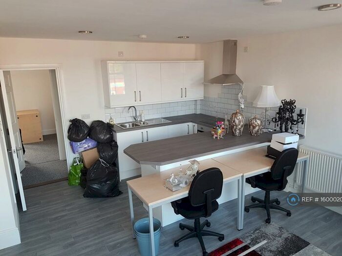 1 Bedroom Flat To Rent In Hamilton Road, Felixstowe, IP11