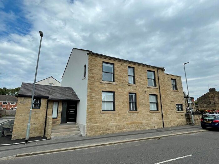 2 Bedroom Apartment To Rent In Roker Lane, Pudsey, LS28