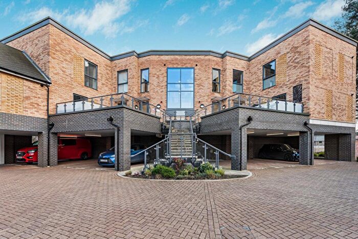 2 Bedroom Maisonette For Sale In Centurion Way, Bordon, Hampshire, GU35