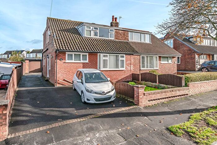 4 Bedroom Semi Detached House For Sale In Collingwood Road, Chorley, PR7