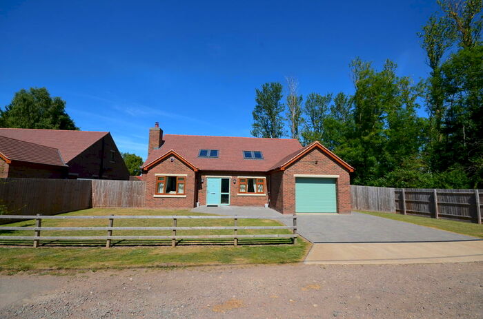 4 Bedroom Detached House For Sale In Nags Head Lane, Hargrave, NN9
