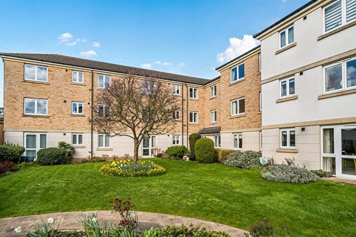 1 Bedroom Retirement Property For Sale In Tyrell Lodge, Chelmsford, Essex, CM2