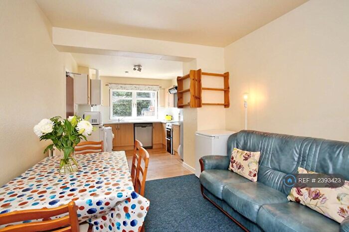 4 Bedroom Flat To Rent In Spital, Aberdeen, AB24