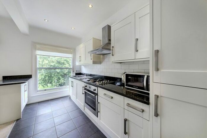 1 Bedroom Flat To Rent In Wellesley Road, Chiswick, W4