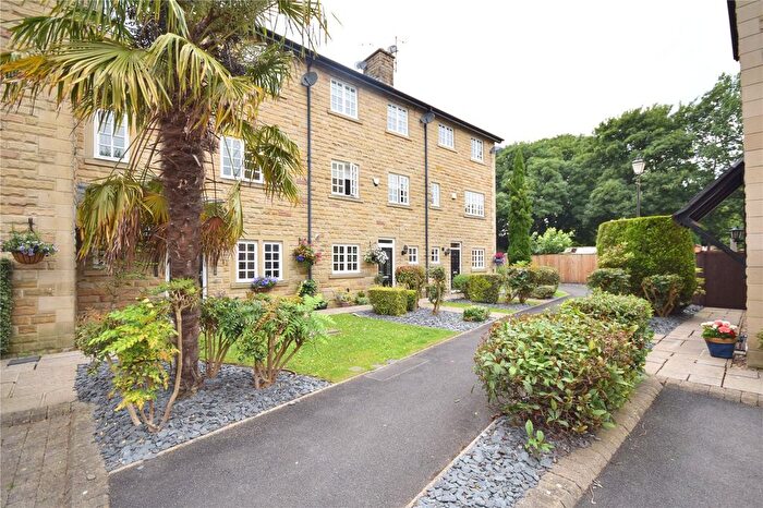 4 Bedroom Town House For Sale In Corn Mill Mews, Whalley, BB7