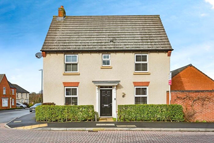 3 Bedroom Detached House For Sale In Harlow Way, Ashbourne, DE6