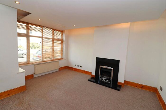 3 Bedroom End Of Terrace House For Sale In Broadfield Road, Barnstaple, EX32
