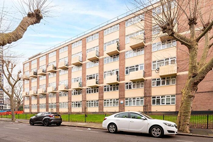 2 Bedroom Maisonette To Rent In Balman House, Rotherhithe New Road, London, SE16