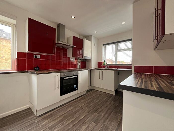 2 Bedroom Maisonette To Rent In Paston Ridings, Peterborough, PE4