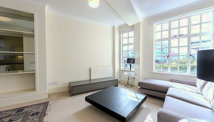 5 Bedroom Flat To Rent In Strathmore Court, Park Road, London, NW8