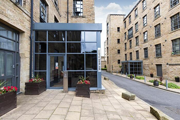 1 Bedroom Apartment For Sale In Stoney Lane, Longwood, Huddersfield, HD3