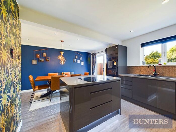 3 Bedroom Detached House For Sale In Kiln Field, Staxton, Scarborough, YO12
