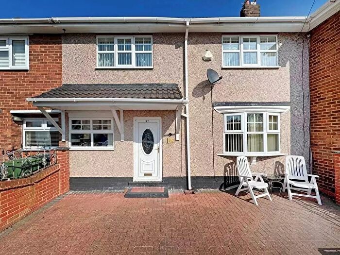 3 Bedroom Property To Rent In Ivanhoe Crescent, Hartlepool, TS25