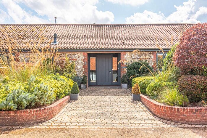 4 Bedroom Barn Conversion For Sale In Exceptional Barn Conversion In Brancaster At The End Of A Discreet Drive, PE31