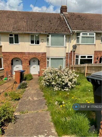 3 Bedroom Terraced House To Rent In Rothersthorpe Road, Northampton, NN4