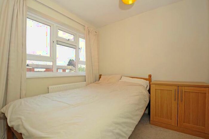 1 Bedroom Apartment To Rent In Linchfield, High Wycombe, HP13