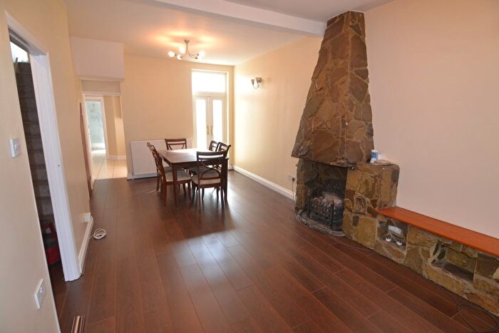 Terraced House To Rent In Tweedmouth Road, London, E13