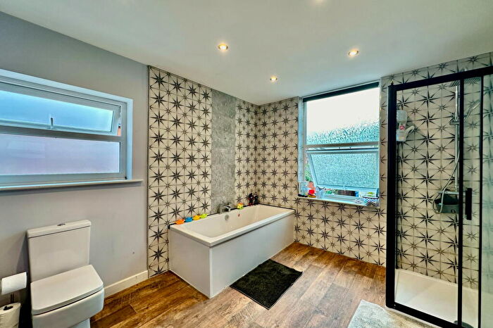 3 Bedroom Terraced House For Sale In Morpeth Street, Hull, HU3
