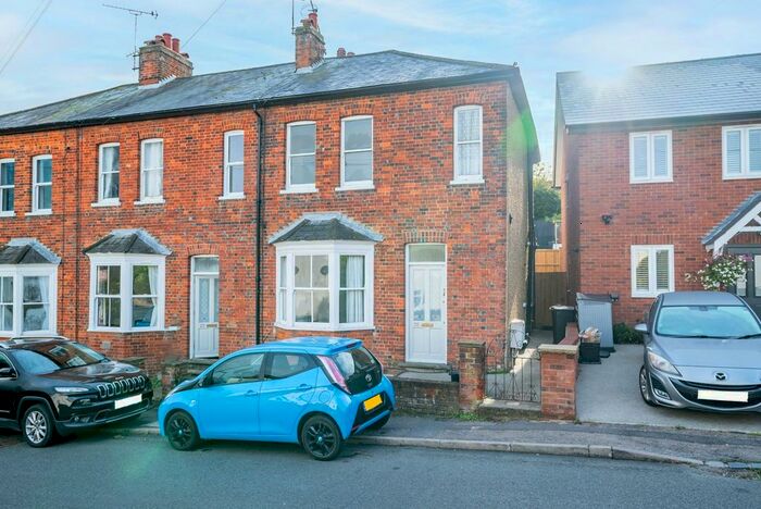 2 Bedroom Detached House To Rent In Wheathampstead, Hertfordshire, AL4