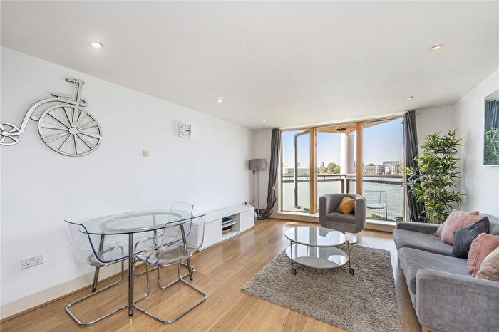 2 Bedroom Flat For Sale In Orion Point, Crews Street, E14