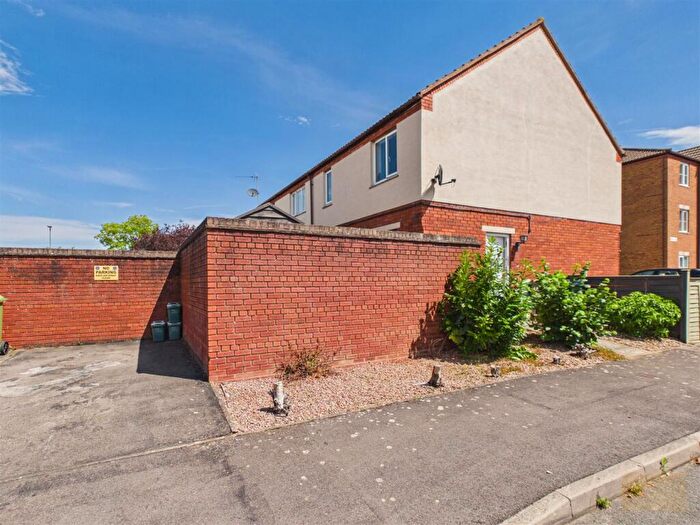 1 Bedroom End Of Terrace House For Sale In Vervain Close, Gloucester, GL3